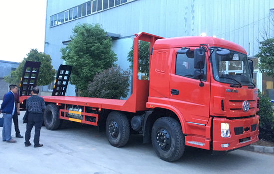 【國五】三環(huán)昊龍前四后八挖機平板車 【國五】三環(huán)昊龍前四后八挖機平板車