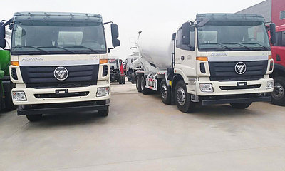 福田前四后八攪拌車(chē)