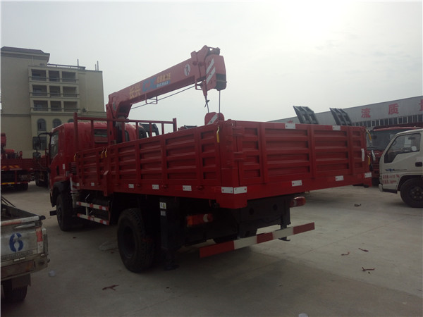 三環(huán)5噸隨車吊 三環(huán)5噸隨車吊