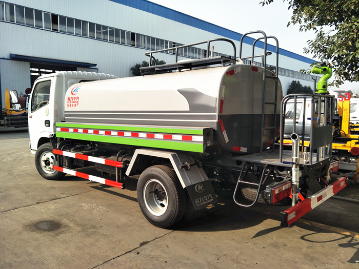 東風(fēng)福瑞卡灑水車(chē)