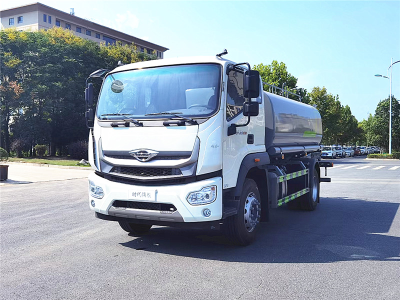 國六福田12噸灑水車強(qiáng)勢登場，抓住國六專汽時機(jī)!