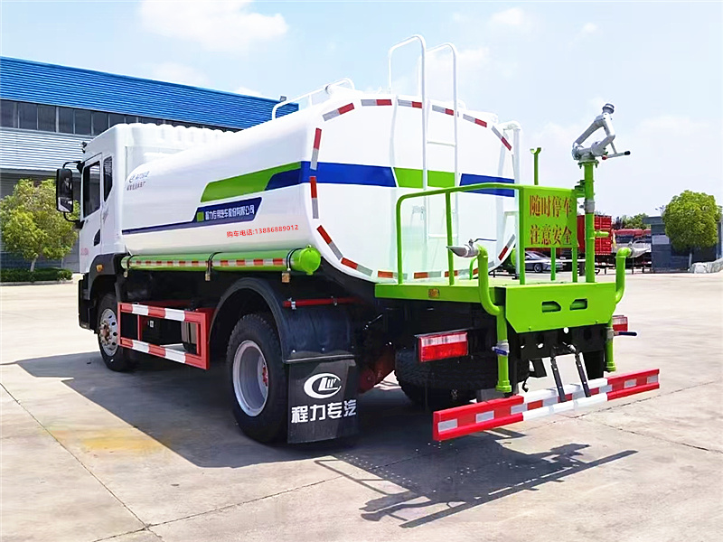 東風(fēng)多利卡D9灑水車 東風(fēng)多利卡D9灑水車