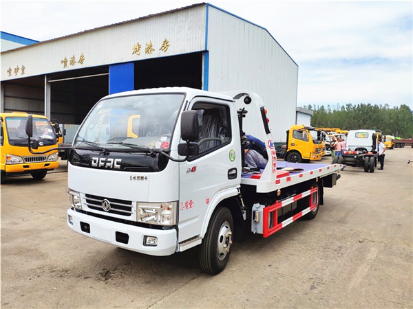 熱銷藍(lán)牌一拖二平板清障車，C證即可駕駛