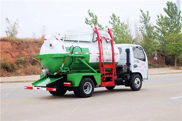 東風(fēng)多利卡5方餐廚垃圾車