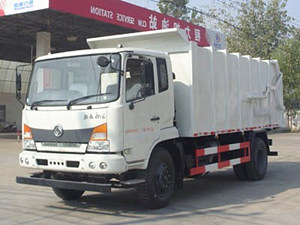 國五東風(fēng)嘉運(yùn)壓縮式對(duì)接垃圾車