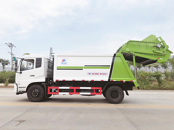 東風(fēng)10方壓縮式垃圾車