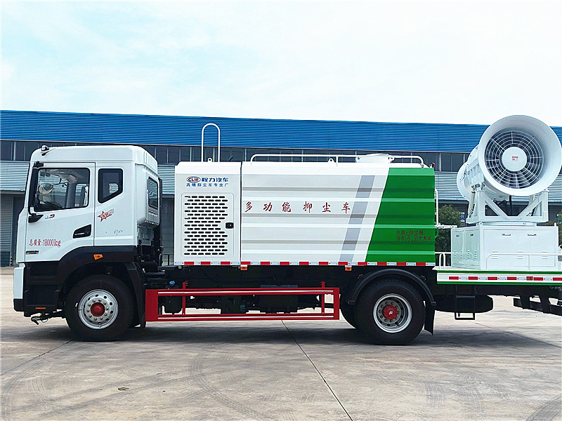 東風(fēng)D9抑塵灑水車(chē)國(guó)六提升質(zhì)量交車(chē)