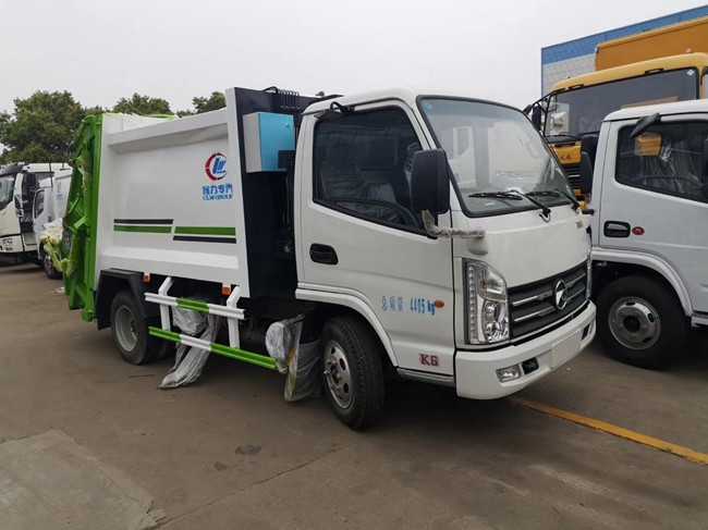 凱馬3方藍(lán)牌壓縮式垃圾車(chē)