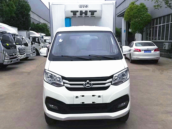 長(zhǎng)安藍(lán)牌國(guó)六冷藏車
