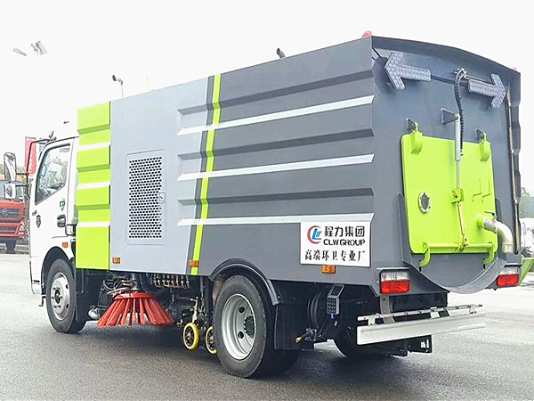 東風凱普特8方洗掃車 東風凱普特8方洗掃車