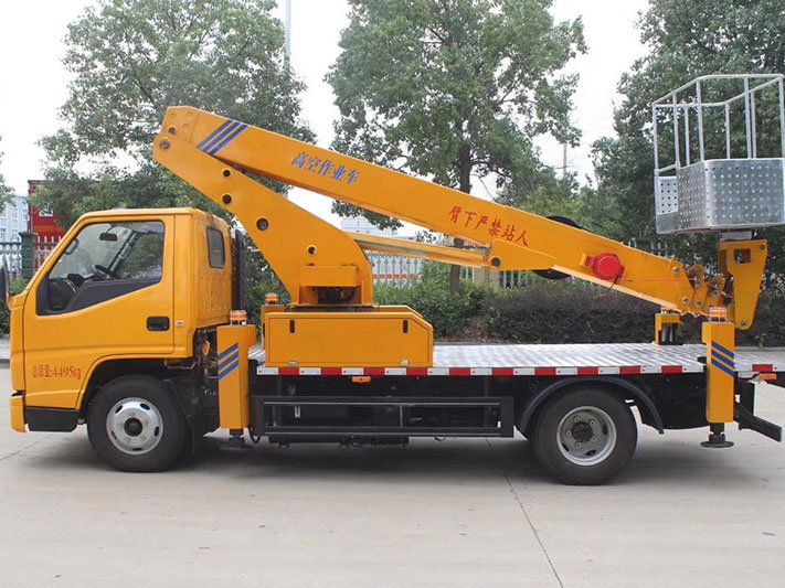 江鈴21米藍(lán)牌高空作業(yè)車