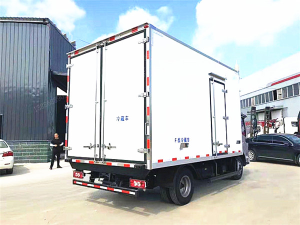 福田奧鈴速運(yùn)國(guó)六冷藏車 福田奧鈴速運(yùn)國(guó)六冷藏車