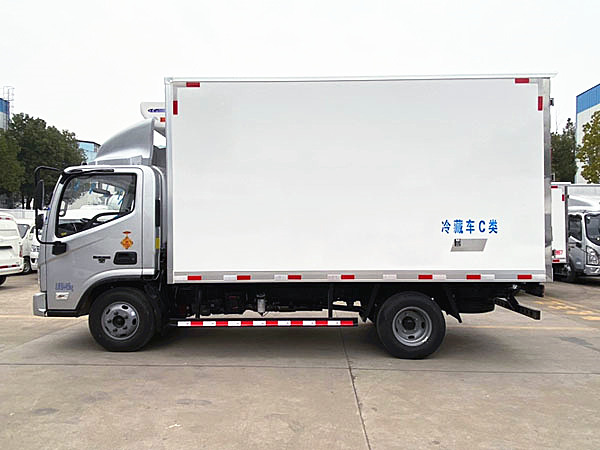 福田歐馬可S1國(guó)六藍(lán)牌冷藏車