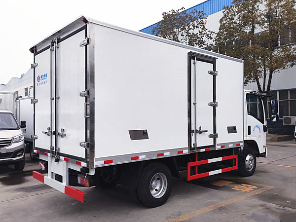 五十鈴KV100國(guó)六冷藏車(chē) 五十鈴KV100國(guó)六冷藏車(chē)